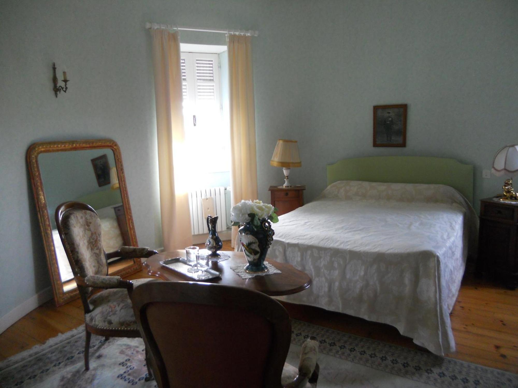 Chateau De La Moissetie Aurillac Camera foto
